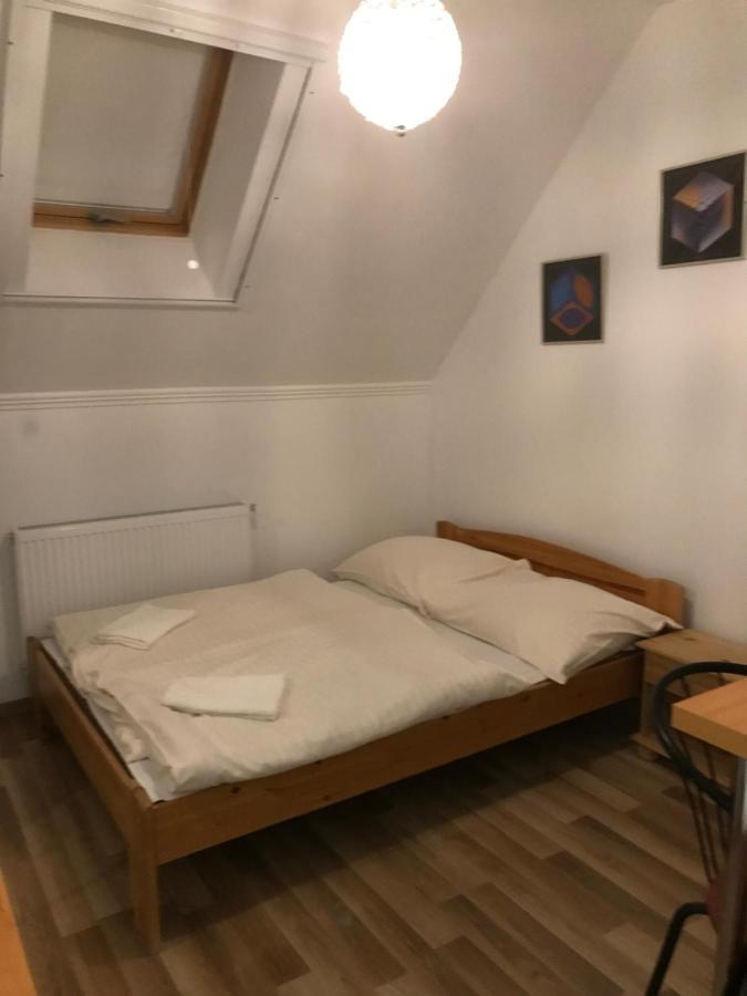 Platanus Vendeghaz Zamardi Bed & Breakfast Bagian luar foto