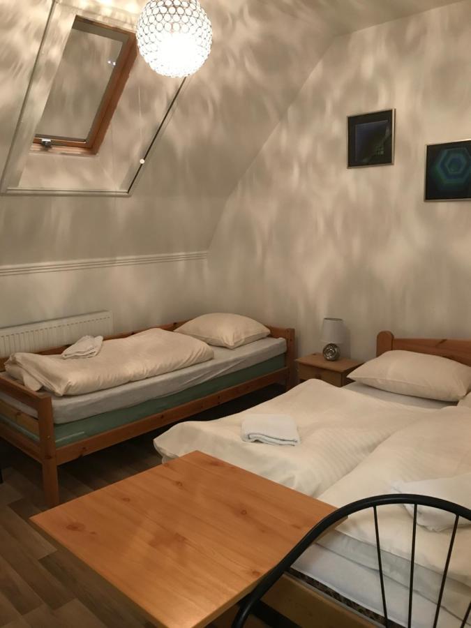 Platanus Vendeghaz Zamardi Bed & Breakfast Bagian luar foto