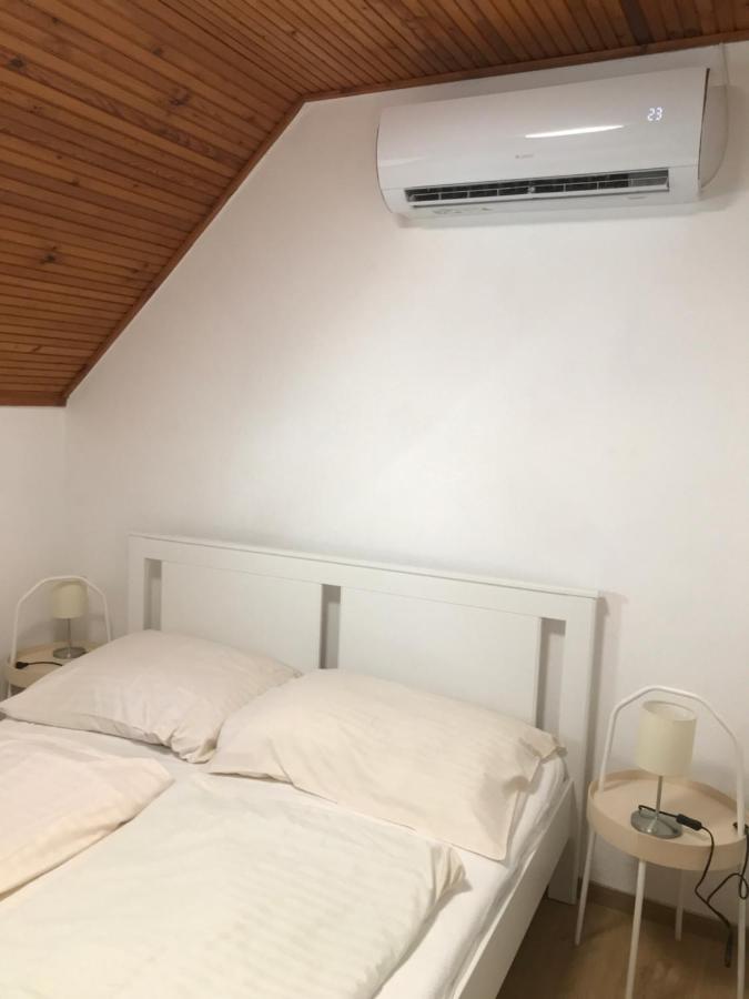 Platanus Vendeghaz Zamardi Bed & Breakfast Bagian luar foto